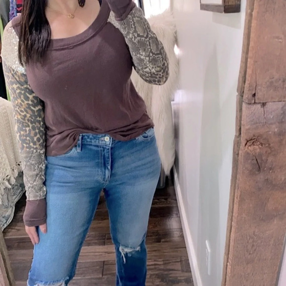 Ces Femme brown & snake skin knit top long sleeve size small/medium - Picture 2 of 8